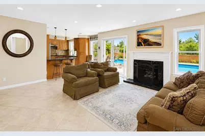  13862 Davenport Avenue, San Diego, CA 92129 - Photo 2