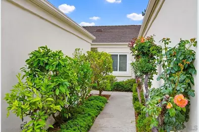  29549 Circle R Greens Dr., Escondido, CA 92026 - Photo 6