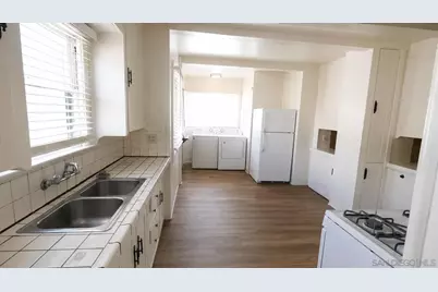  802-6 Sutter Street, San Diego, CA 92103 - Photo 8
