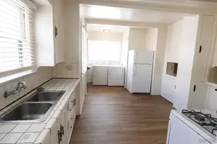 802-6 Sutter St, San Diego, CA 92103 - Photo 8