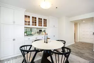 1221 Parker Pl, San Diego, CA 92109 - Photo 10
