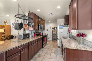 9254 Shadow Hill Rd, Santee, CA 92071 - Photo 16
