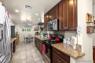9254 Shadow Hill Rd, Santee, CA 92071 - Photo 12