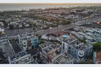  1558 Vista Del Mar Way #3, Oceanside, CA 92054 - Photo 2