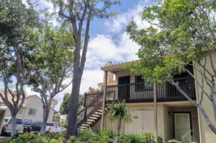 7754 Caminito Bonanza, Carlsbad, CA 92009 - Photo 2