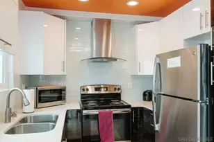 4073 Gresham St, San Diego, CA 92109 - Photo 18