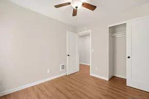 5513 Adobe Falls Rd, San Diego, CA 92120 - Photo 18