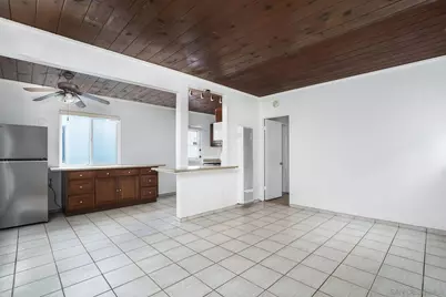  5036 W Point Loma Blvd, San Diego, CA 92107 - Photo 12