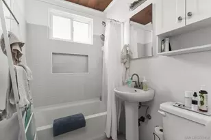 5036 W Point Loma Blvd, San Diego, CA 92107 - Photo 24