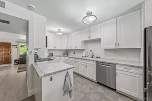 5661 Lake Park Way, La Mesa, CA 91942 - Photo 8