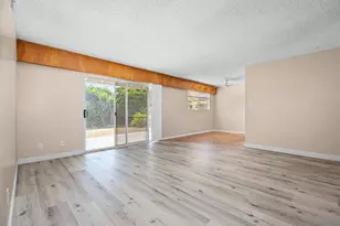 3945 Hibiscus Cir, Carlsbad, CA 92008 - Photo 10