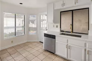 4339 Nobel Dr, San Diego, CA 92122 - Photo 12