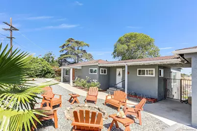  1305 Bakersfield, Lemon Grove, CA 91945 - Photo 2