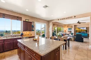7090 Corintia St, Carlsbad, CA 92009 - Photo 8