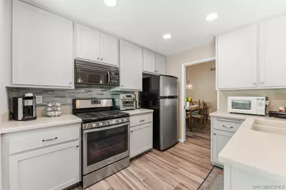  10565 Strathmore Dr, Santee, CA 92071 - Photo 16