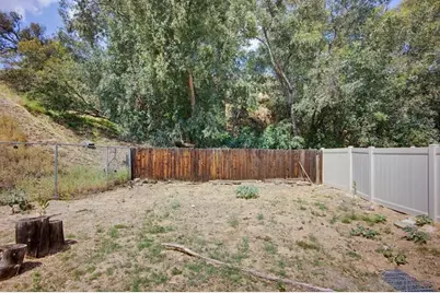  3340 Lynwood, Highland, CA 92346 - Photo 34