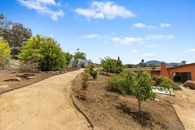  10844 Challenge Blvd, La Mesa, CA 91941 - Photo 16