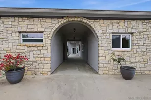 10015 El Capitan Real Rd, El Cajon, CA 92021 - Photo 48