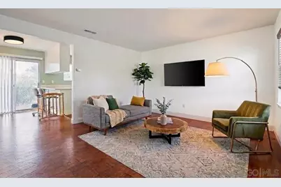  477 S Lincoln Ave, El Cajon, CA 92020 - Photo 2