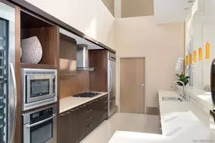 700 W E St, San Diego, CA 92101 - Photo 46