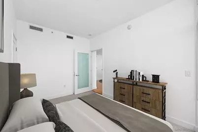  700 W E Street #2905, San Diego, CA 92101 - Photo 24