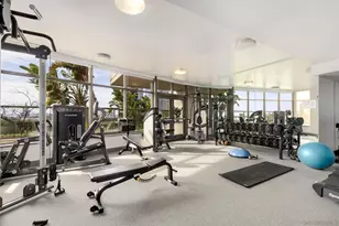 700 W E St, San Diego, CA 92101 - Photo 36
