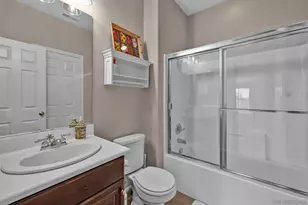 2124 Pamplona Ct, Escondido, CA 92025 - Photo 20