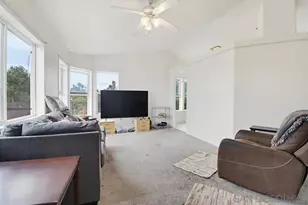 300 Thornton, El Cajon, CA 92021 - Photo 18
