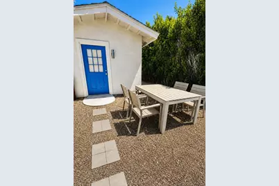  1318 E Via Escuela, Palm Springs, CA 92262 - Photo 16