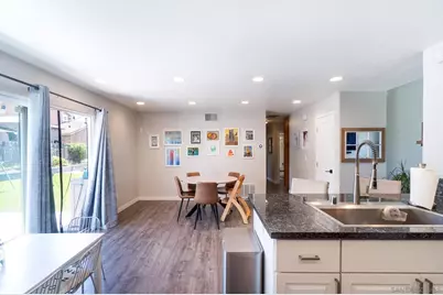  10083 W Glendon Cir, Santee, CA 92071 - Photo 10