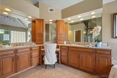 328 Montecito Gln, Escondido, CA 92025 - Photo 26