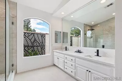  22905 Turnberry Court, Murrieta, CA 92562 - Photo 12
