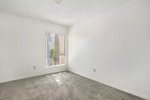 10331 Lindley Ave, Porter Ranch, CA 91326 - Photo 14