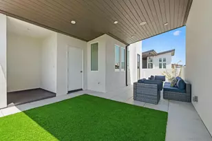 2806 Avella Cir, San Diego, CA 92108 - Photo 2