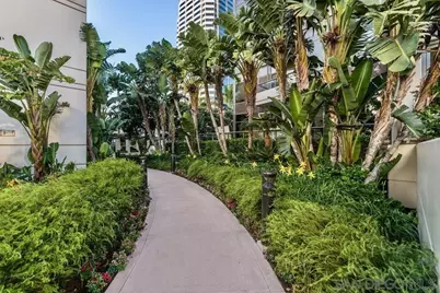  700 W E St #2404, San Diego, CA 92101 - Photo 52