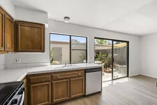 3105 Via Sombra, Carlsbad, CA 92010 - Photo 10