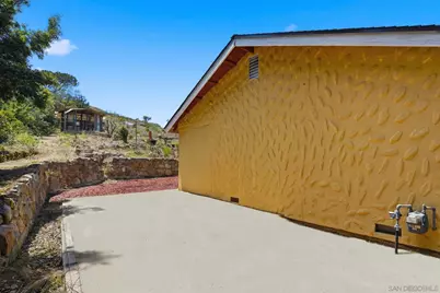  515 Ross Dr, Escondido, CA 92029 - Photo 46
