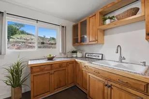 515 Ross Dr, Escondido, CA 92029 - Photo 16