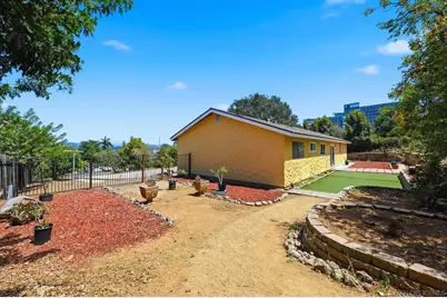  515 Ross Dr, Escondido, CA 92029 - Photo 30
