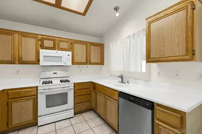  32003 Calle Novelda, Temecula, CA 92592 - Photo 12