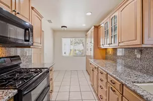 1853 Cathedral Glen, Escondido, CA 92029 - Photo 14