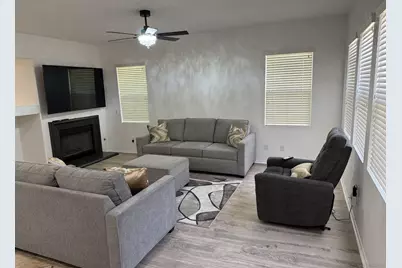  543 Silverhawk Dr, Corona, CA 92879 - Photo 10