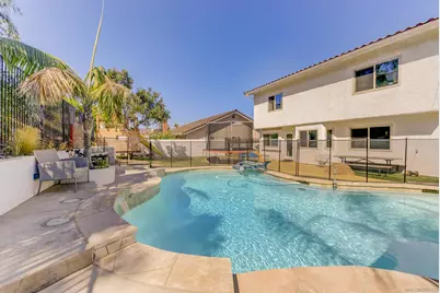  2735 Waterbury Way, Carlsbad, CA 92010 - Photo 2