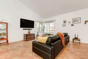 2735 Waterbury Way, Carlsbad, CA 92010 - Photo 4