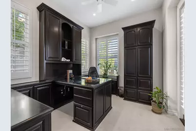  10785 Cherry Hill Drive, San Diego, CA 92130 - Photo 24