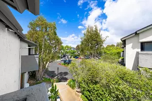 8726 Villa La Jolla Dr, La Jolla, CA 92037 - Photo 26