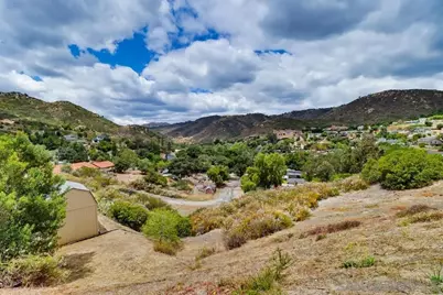  833 Cochran Trl, El Cajon, CA 92019 - Photo 6