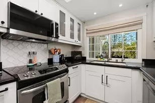 1971 Azure Way, Encinitas, CA 92024 - Photo 10