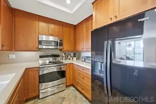 750 State St, San Diego, CA 92101 - Photo 14
