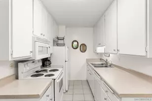 1855 Diamond St, San Diego, CA 92109 - Photo 6